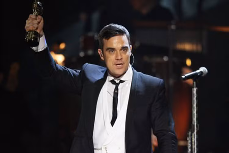 Tính đến năm 2017, Robbie đoạt được 18 giải BRITs - giải âm nhạc lớn nhất của Anh gồm Giải thưởng Thành tựu trọn đời của Anh quốc 2010, Hình tượng Anh năm 2016. Ảnh: Heart