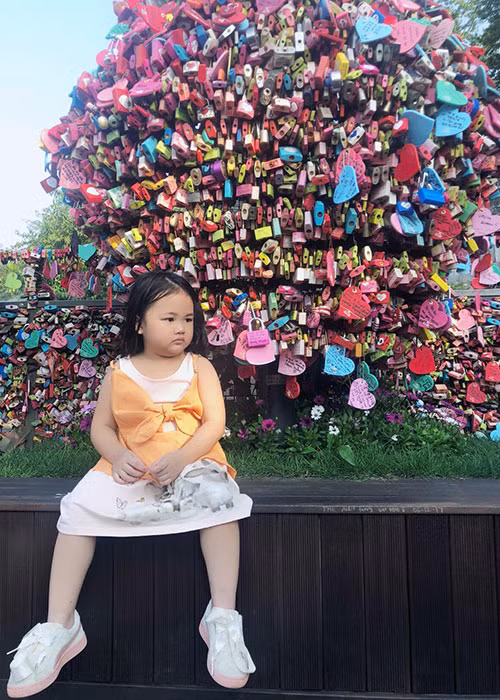 Maya đưa con gái đi du lịch Hàn Quốc là một trong những tin tức sao Việt trong ngày 24/6.