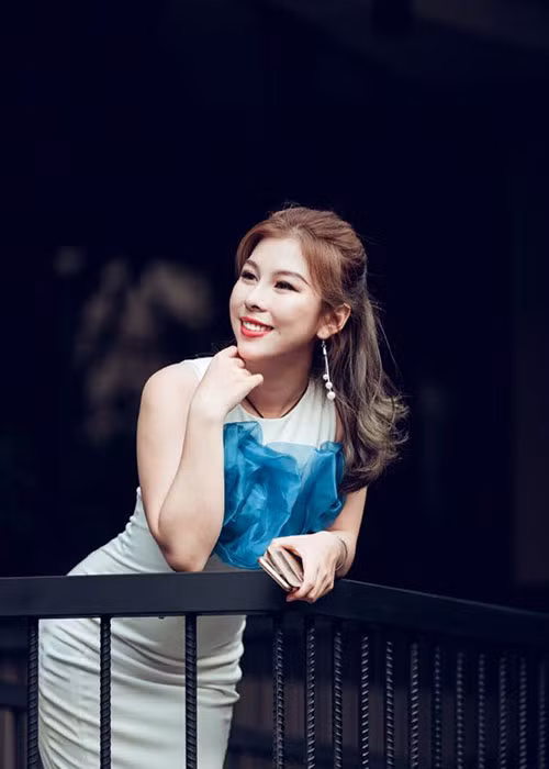 Vân Anh chia sẻ nếu có cơ hội, cô sẽ thử sức làm MC thể thao.