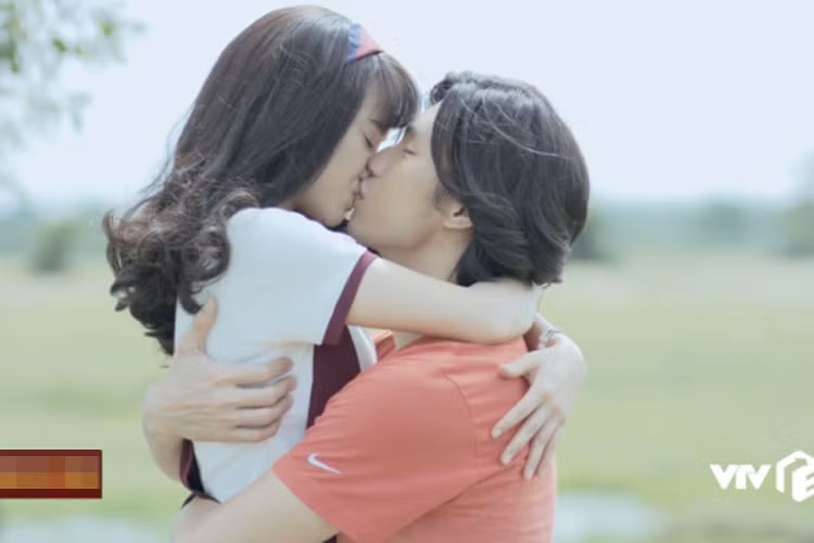 Trong "Ngày ấy mình đã yêu", diễn viên Nhã Phương vào vai Hạ còn Nhan Phúc Vinh đóng vai Tùng. Ảnh: VTV