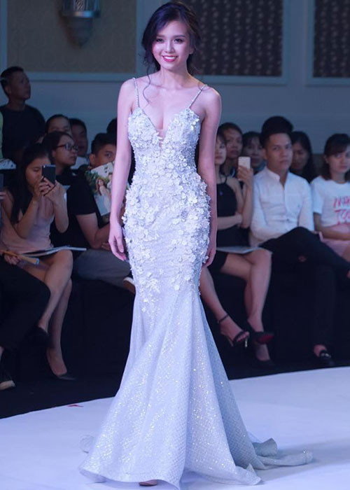 Thảo Vy có kinh nghiệm làm người mẫu ảnh và sải bước trên các sàn diễn thời trang.