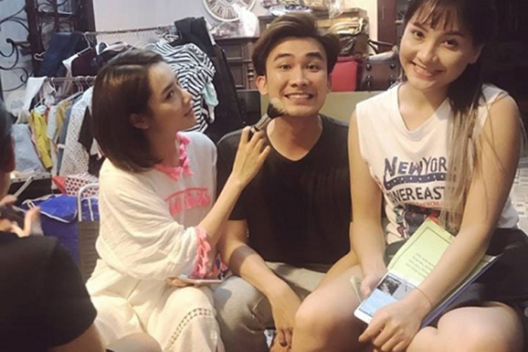 2 nữ diễn viên phim "Ngày ấy mình đã yêu" đến nay đã có trong tay không ít giải thưởng. Ảnh: FBNV