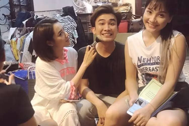 2 nữ diễn viên phim "Ngày ấy mình đã yêu" đến nay đã có trong tay không ít giải thưởng. Ảnh: FBNV