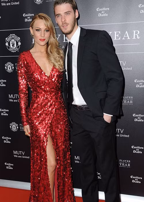 David kém Edurne 5 tuổi nhưng cả hai trông rất xứng đôi. Được biết, David và Edurne bắt đầu hẹn hò vào năm 2010. Ảnh: FBNV