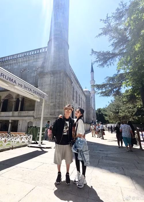 Nữ diễn viên dường như đã phục hồi hoàn toàn sau sự cố sức khỏe.