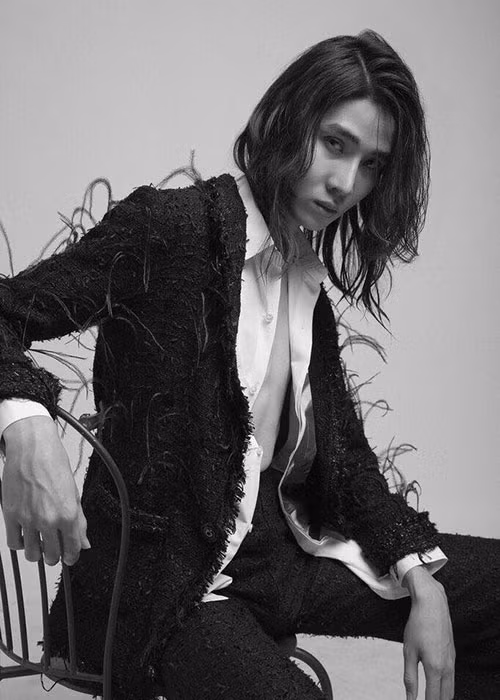 Chàng trai sinh năm 1990 hiện hài lòng với cơ thể của mình nên chưa từng có ý định chuyển giới.