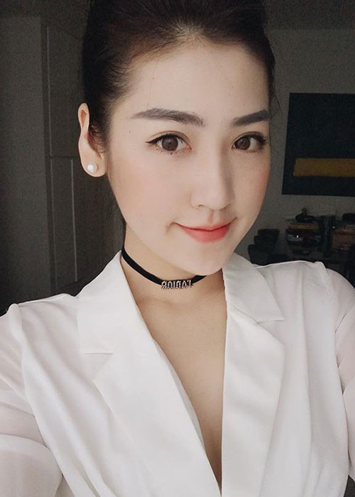 Mới đây, một người bạn thân tiết lộ, Tú Anh sẽ lên xe hoa vào ngày 21/7 sắp tới. Ảnh: FBNV