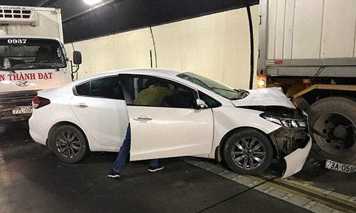 Rất may vụ tai nạn xảy ra trong khung giờ đóng hầm Hải Vân nên không gây ách tắc.