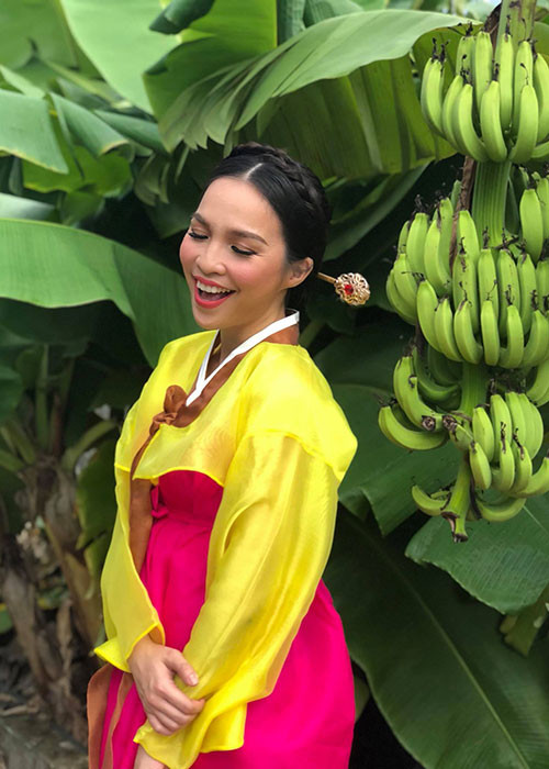 Hiền Thục rạng rỡ trong trang phục Hàn Quốc là một trong những tin tức sao Việt trong ngày 4/6.