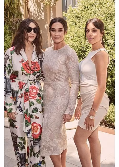 Trước khi gắn bó với Cristiano Ronaldo, Georgina đã là một người mẫu nổi tiếng tại Tây Ban Nha.