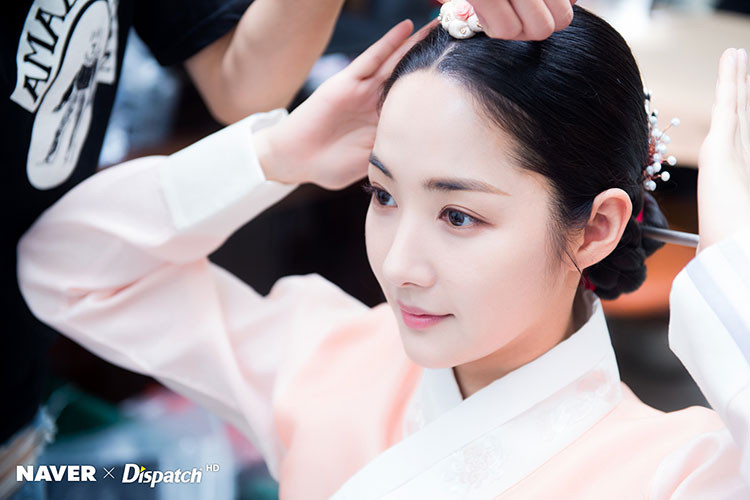 Nữ diễn viên phim "Thư ký Kim sao thế" luôn được khen ngợi đẹp không góc chết. Ảnh: Dispatch