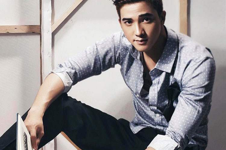 Hot boy Tiến Vũ làm người mẫu trong vài năm cho đến khi nhận thấy công việc không còn phù hợp. Ảnh: FBNV