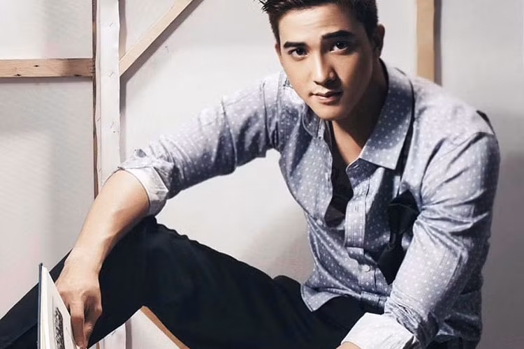 Hot boy Tiến Vũ làm người mẫu trong vài năm cho đến khi nhận thấy công việc không còn phù hợp. Ảnh: FBNV