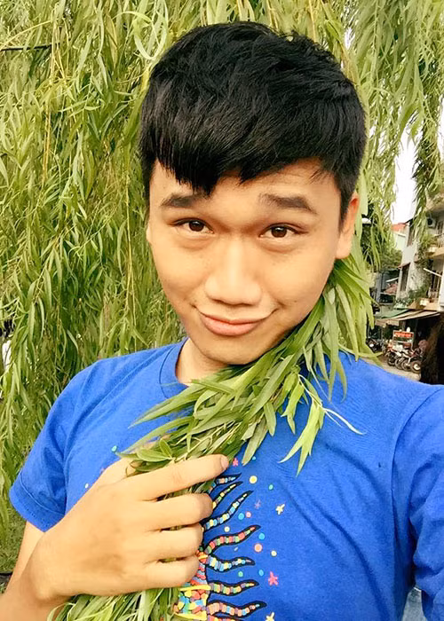 Xuân Nghị nhoi không chỉ trên sân khấu mà còn ở đời thường.