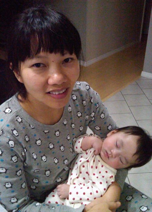 Sau khi lập gia đình, Trần Thu Hà sang Mỹ định cư. Đến năm 2012, cô hạ sinh con gái đầu lòng tên Nala. Ảnh: Khampha