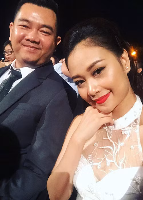 Tuấn Mario không chỉ là bạn trai của Hà Thúy Anh mà còn là quản lý của cô. Ảnh: FBNV