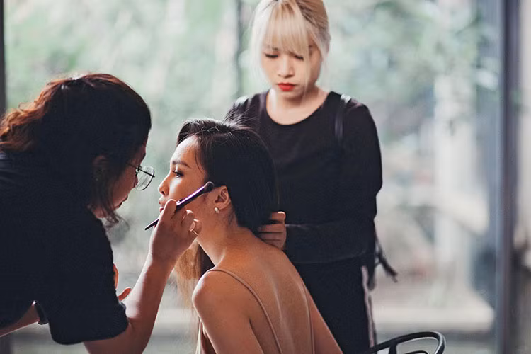 Hiền Thục tâm sự: “Nếu anh thay lòng, xin đừng nói em biết”.