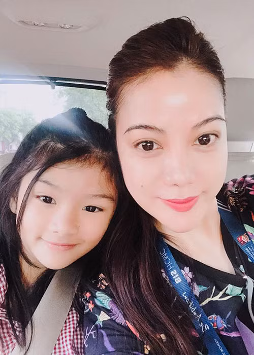 Con gái của Trương Ngọc Ánh - Trần Bảo Sơn càng lớn càng xinh xắn.