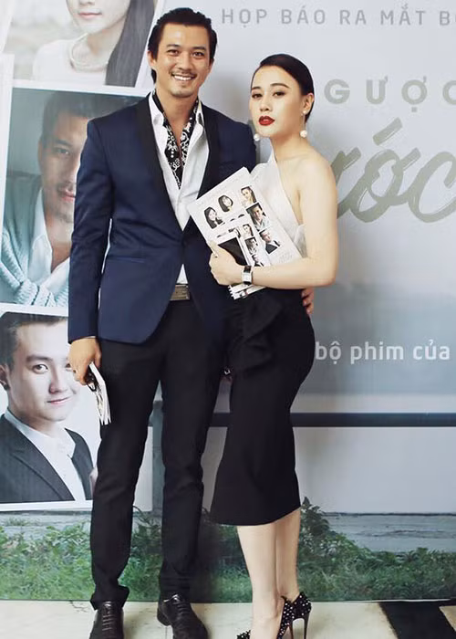 Trái với vẻ ngoài giản dị trên màn ảnh, ngoài đời, Phương Oanh theo đuổi phong cách thời trang gợi cảm. Ảnh: FBNV