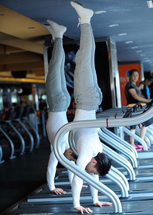 Mỗi ngày, Quốc Cơ và Quốc Nghiệp dành 8 tiếng tập luyện cùng nhau. Sau 2 năm, thời gian giảm còn 6 tiếng. Đến nay, cả hai luôn dành ít nhất 4 tiếng tập luyện cùng nhau. Ảnh: FBNV