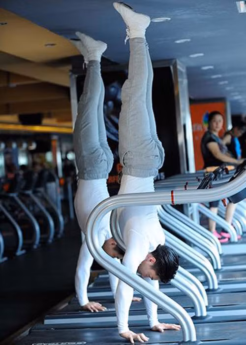 Mỗi ngày, Quốc Cơ và Quốc Nghiệp dành 8 tiếng tập luyện cùng nhau. Sau 2 năm, thời gian giảm còn 6 tiếng. Đến nay, cả hai luôn dành ít nhất 4 tiếng tập luyện cùng nhau. Ảnh: FBNV