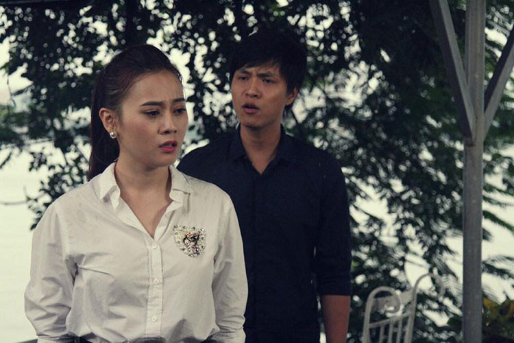 Để chuyên tâm đóng phim, Phương Oanh không đi hát hay làm người mẫu. Ảnh: FBNV