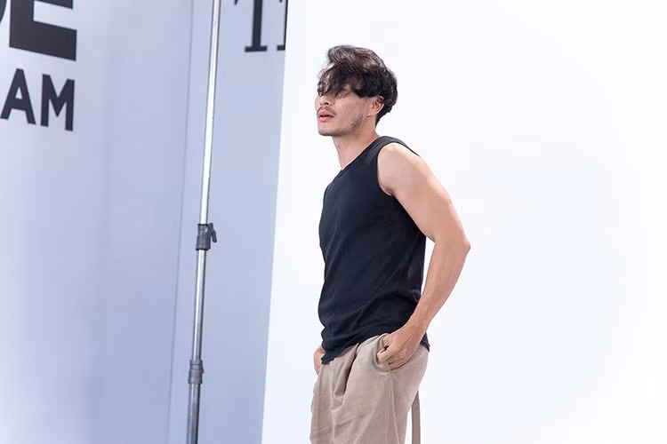 Trương Thanh Long là một nhà thiết kế có tên tuổi trước khi ghi danh tham dự The Face 2018.