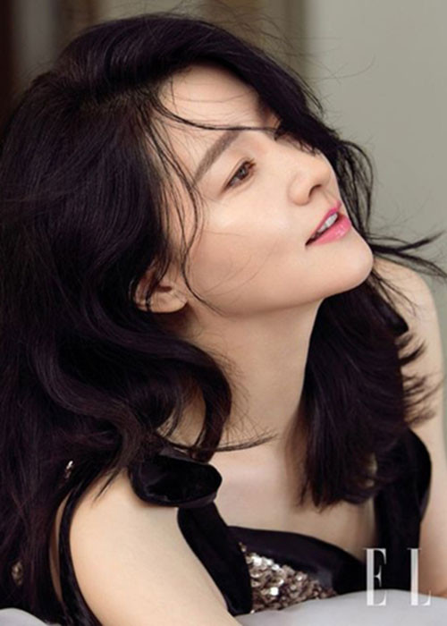 Lee Young Ae từ lâu đã nổi tiếng với vẻ đẹp tự nhiên bất chấp thời gian. Chiếc mũi của cô cũng được các chuyên gia thẩm mỹ đánh giá cao.