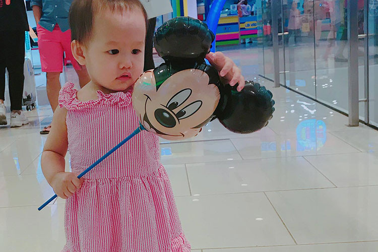 Con gái Phan Như Thảo ngày càng kháu khỉnh. Con gái Phan Như Thảo ngày càng kháu khỉnh.