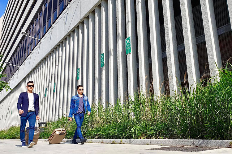 Quốc Cơ tâm sự: “Hãy cố gắng bước đi dù biết phía trước là khó khăn và gian nan... Nhưng chính những điều ấy sẽ làm chúng ta trưởng thành hơn trong cuộc sống này”.