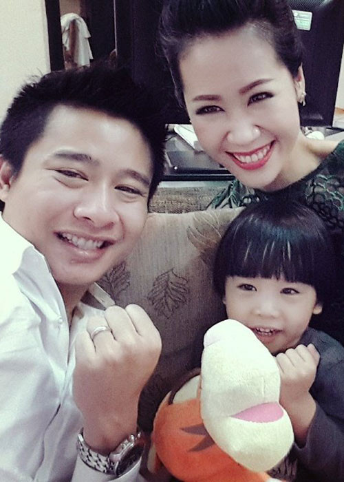 Con trai đầu lòng của Dương Thùy Linh tên thân mật là Tót. Cậu nhóc càng lớn càng đáng yêu.