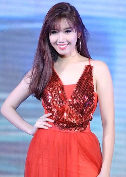 Đóng phim “Gạo nếp gạo tẻ”, Thúy Ngân chia sẻ từ khi lên Sài Gòn, cô đã trải qua 2 mối tình.