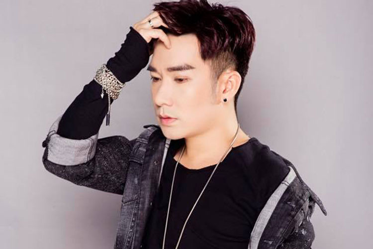 Quang Hà lần đầu để quên điện thoại ở nhà khi đi diễn xa.