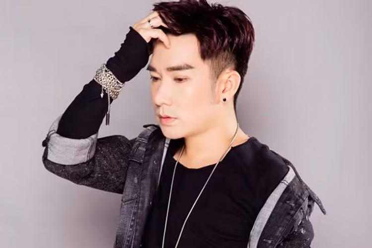 Quang Hà lần đầu để quên điện thoại ở nhà khi đi diễn xa.