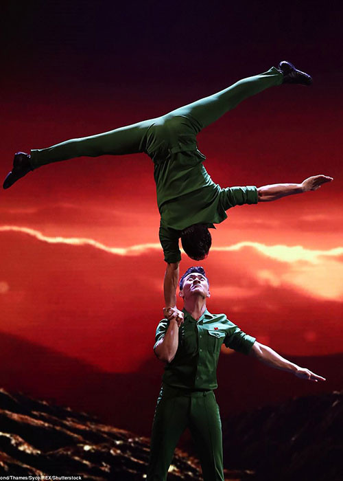 Quốc Cơ - Quốc Nghiệp trong chung kết. Ảnh: DM