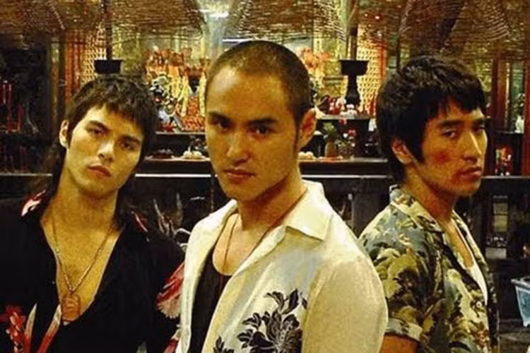 Năm 2010, nam diễn viên phim "Phù Dao hoàng hậu" trở thành Ảnh đế Kim Mã lần 47 nhờ vai diễn trong bộ phim "Monga". Ảnh: Youtube