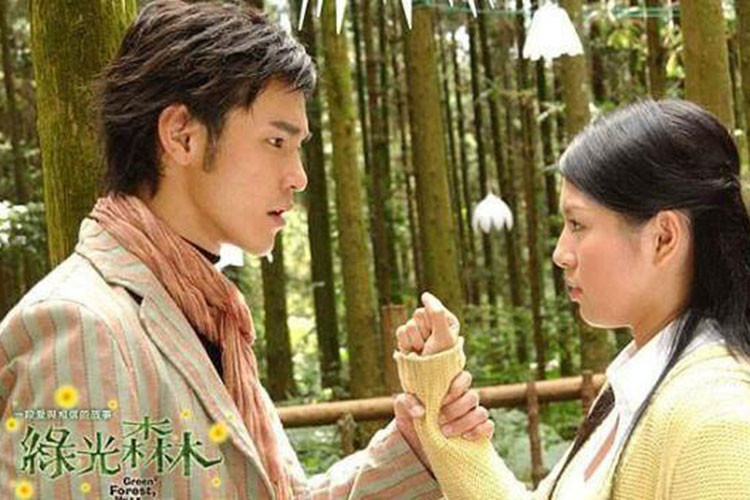 Năm 2005, Nguyễn Kinh Thiên tham gia diễn xuất trong phim "Tia sáng xanh hạnh phúc". Ảnh: epochtimes