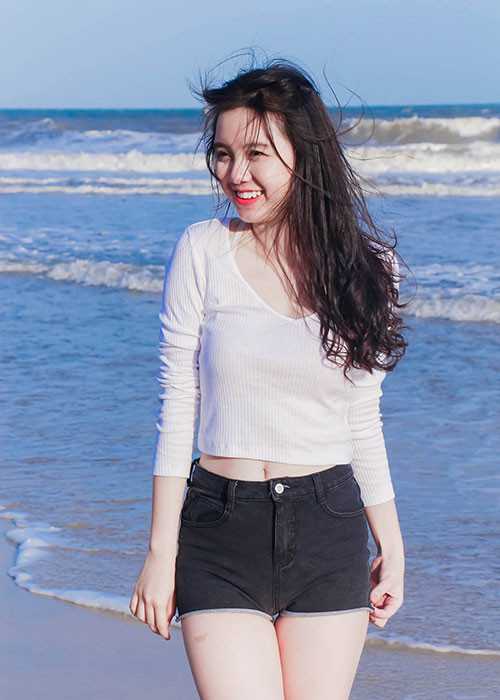 Trước đây, Thảo Vy chưa có ý định bước chân showbiz bởi muốn phấn đấu trở thành doanh nhân.