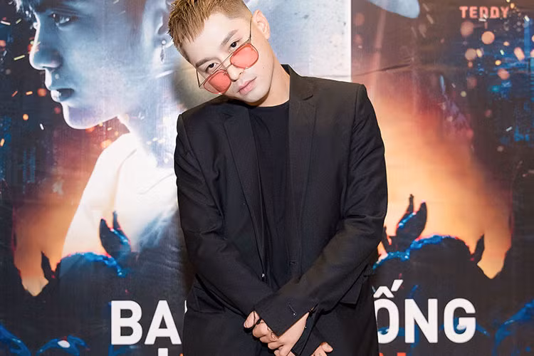 Bộ phim còn có sự góp mặt của DJ Teddy (Teddy Doox).