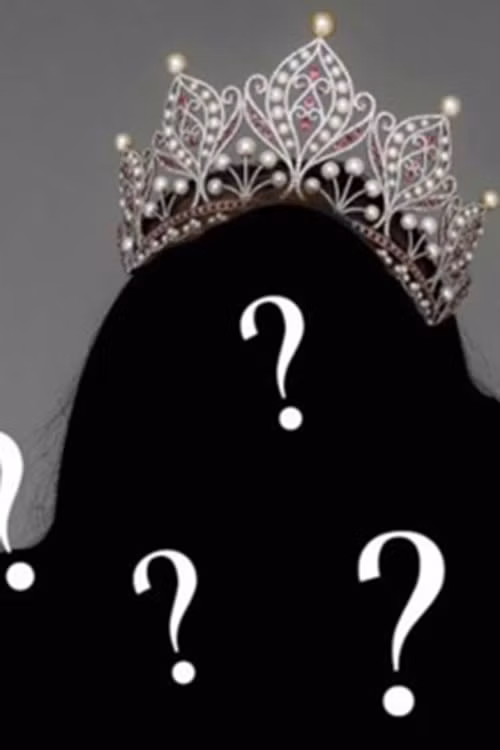 Thời gian gần đây, Phạm Hương còn gây ồn ào khi vướng nghi vấn là hoa hậu H bị một số tài khoản Facebook tố vô ơn với ông bầu đã làm nên tên tuổi của mình. Ảnh: Kul