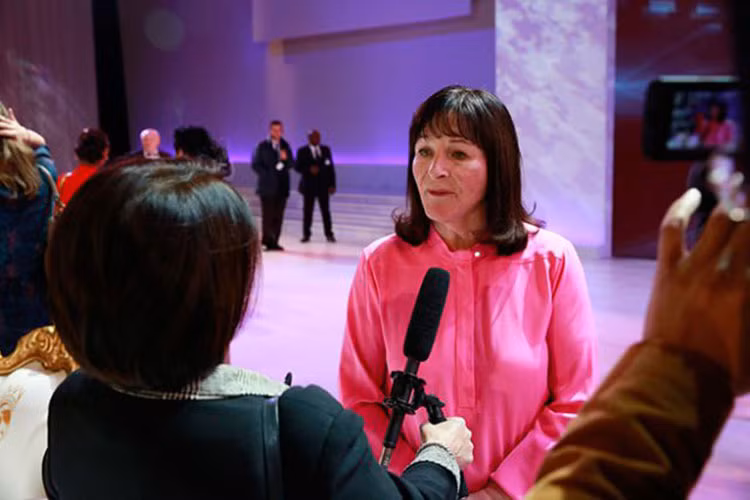 Năm 2014, chung kết cuộc thi Hoa hậu Thế giới vắng bóng phần thi bikini. Ở phần thi phụ Hoa hậu bãi biển, ban tổ chức chấm điểm qua hình ảnh của thí sinh được lưu hành nội bộ. Ảnh: Elle