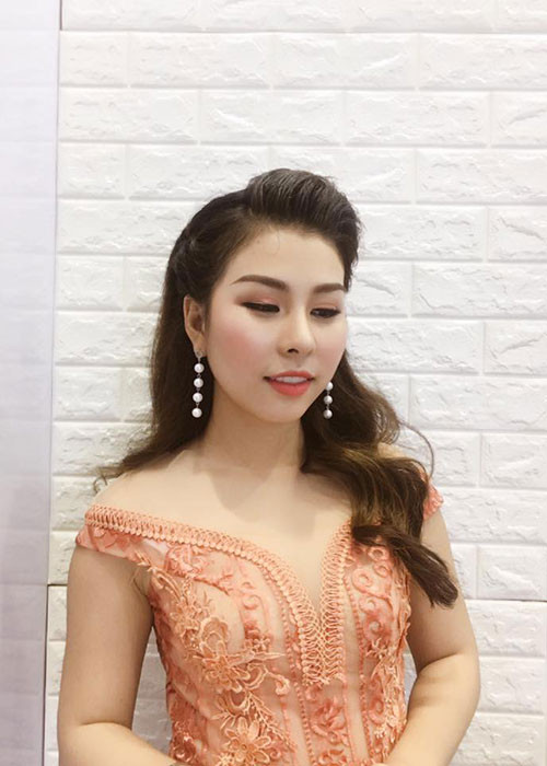 Sau cuộc thi Tôi là người dẫn chương trình, Đoàn Lại Vân Anh làm MC nhiều sự kiện.