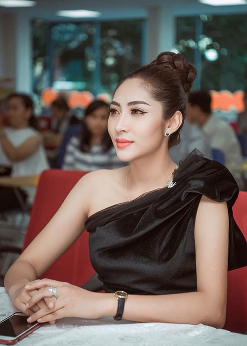 Mới đây, Đặng Thu Thảo bất ngờ tuyên bố sẽ lên xe hoa vào tháng 11/2018.