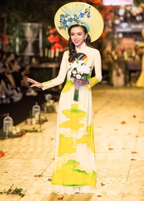 Tại cuộc thi Tìm kiếm người mẫu thể hình Việt Nam 2017, em gái của Vũ Hoàng Điệp giành ngôi vị á quân 2.