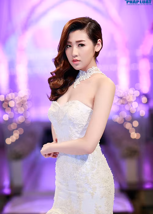 Nhan sắc của Tú Anh ngày càng mặn mà. Ảnh: Doisongphapluat