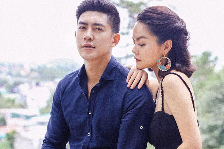 Mới đây, Cao Lâm Viên còn tái hợp với Phạm Quỳnh Anh trong MV "Tất cả sẽ thay em" của nữ ca sĩ.