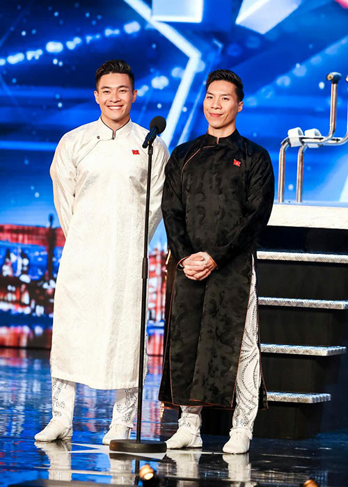 Thành tích của anh em hoàng tử xiếc hiện khiến khán giả quê nhà nức lòng. Ảnh: FBNV