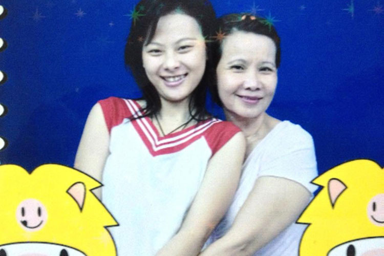 Trish vốn sinh ra trong một gia đình nghèo khó, bố mẹ ly hôn khi cô còn nhỏ. Ảnh: Zing