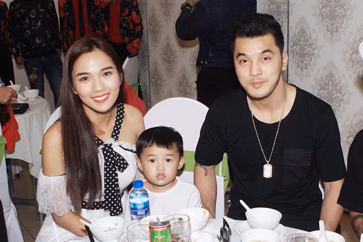 Con trai của Ưng Hoàng Phúc - Kim Cương sắp đón sinh nhật lần thứ 2.