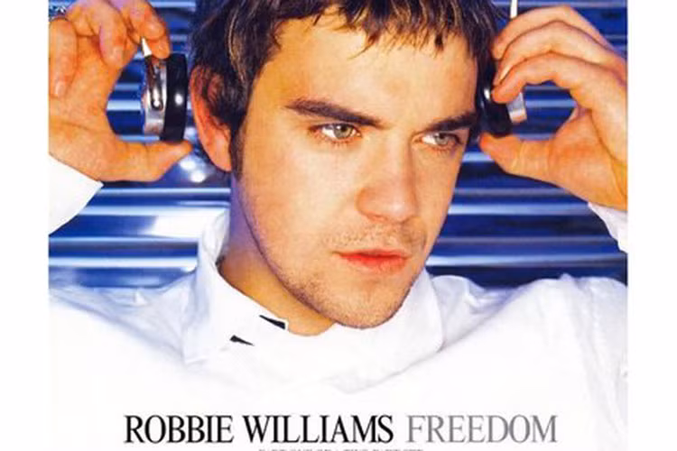 Năm 1996, Robbie khởi nghiệp solo thành công với ca khúc “Freedom”. Ngoài Freedom, anh còn có nhiều bản hit như "Feel", "Angeles", "Let me entertain you"...Ảnh: Ebay